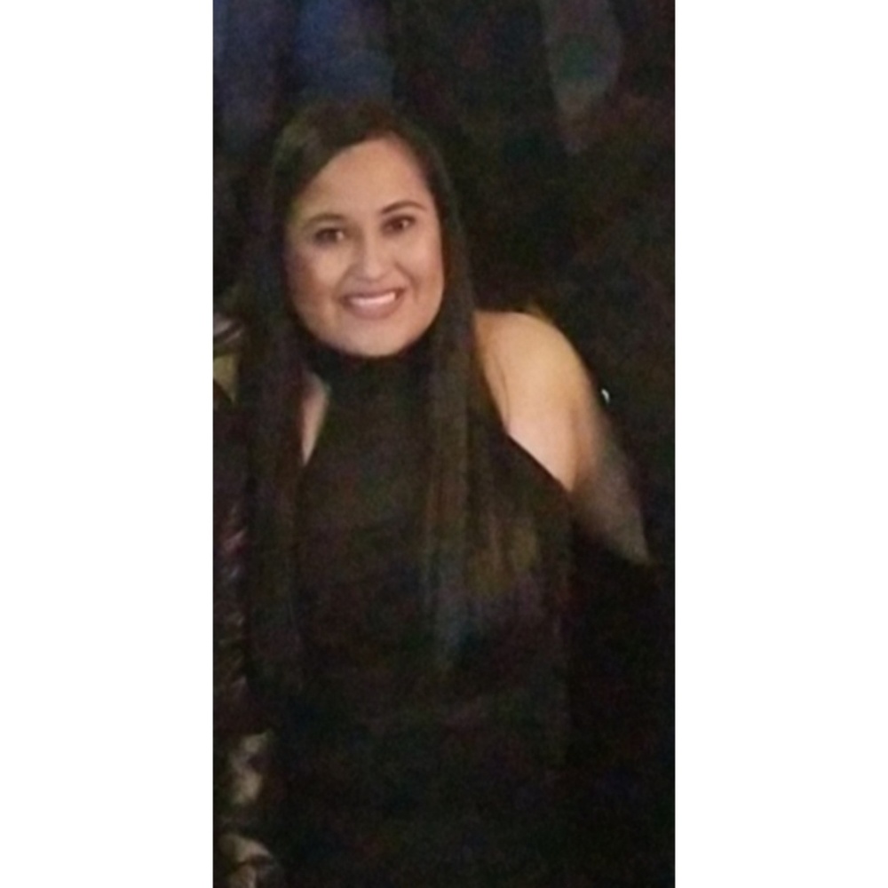 Meet your Posher, Claudia